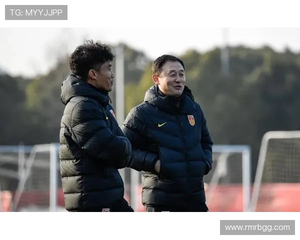 重庆篮球队的转型之路:深度解析球队战术与发展策略